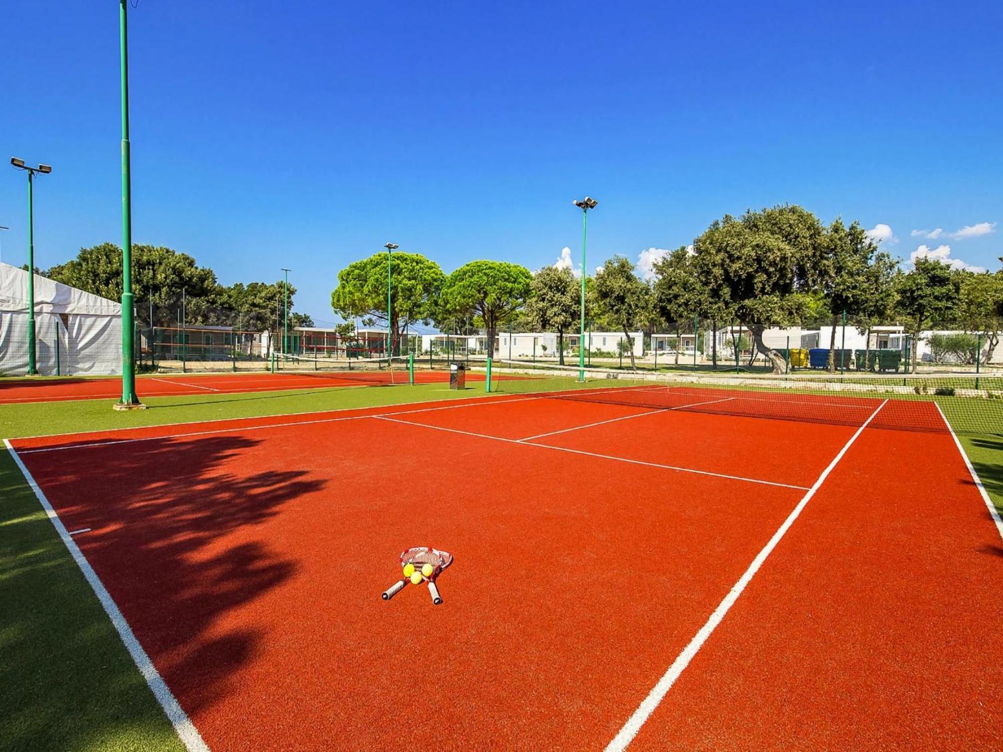 Mobile Homes Mediteran In Caravan Park Strasko, נובליה מראה חיצוני תמונה